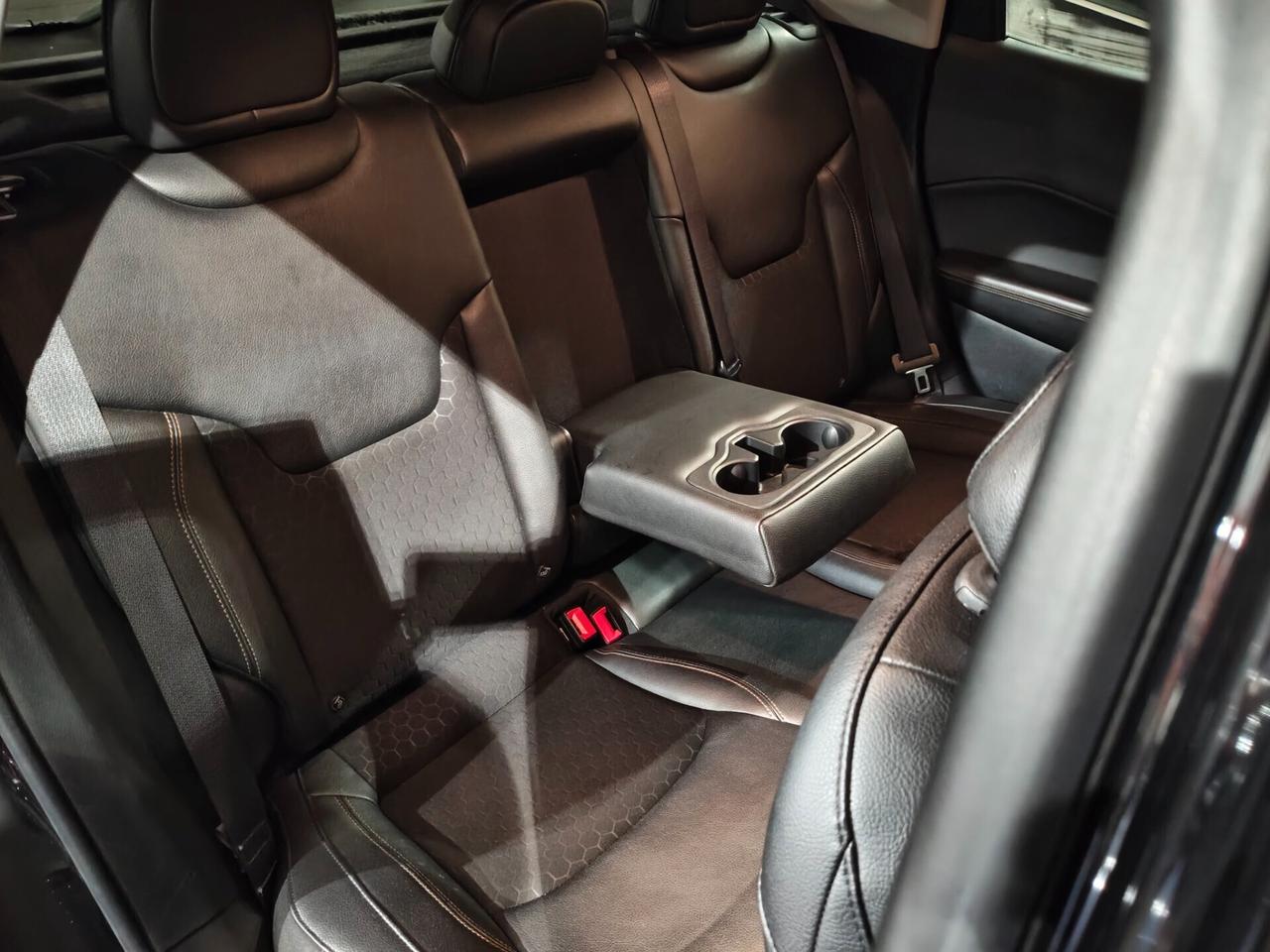 Jeep Compass Limite 4Xe IBRIDA NO FINANZIAMENTO!!!