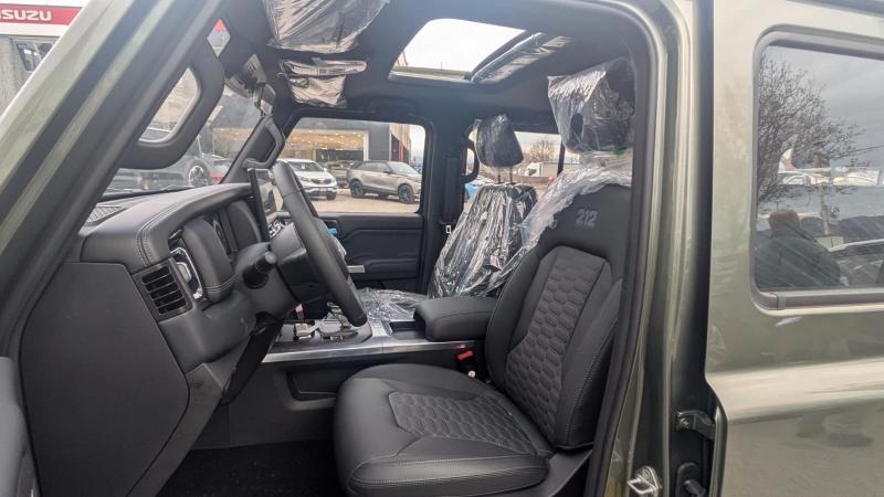 EMC 212 2.0 tgdi Adventurer 4wd 8at