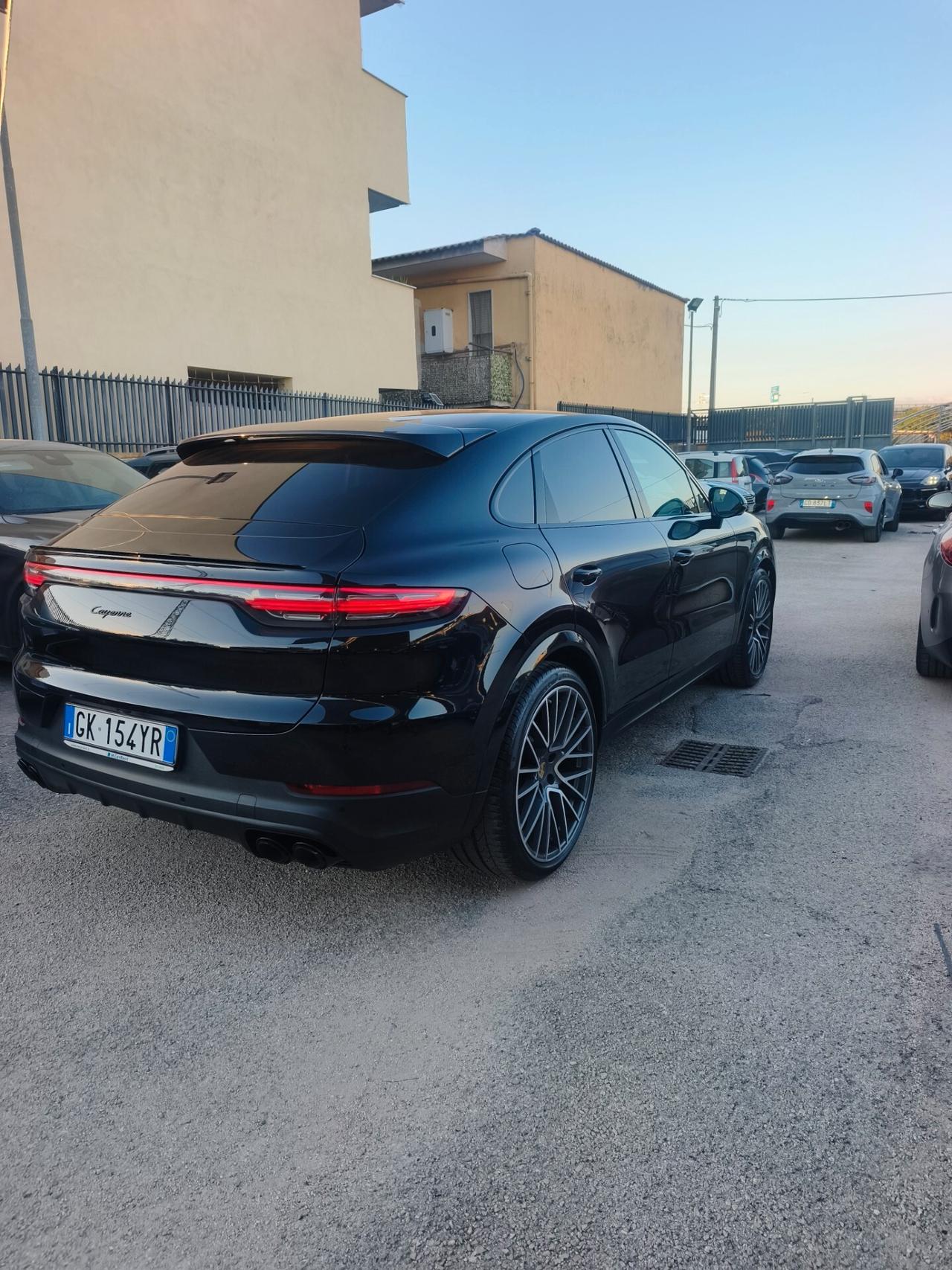 Porsche Cayenne Coupé 3.0 V6 platinum edition