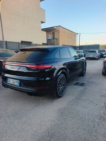 Porsche Cayenne Coupé 3.0 V6 platinum edition