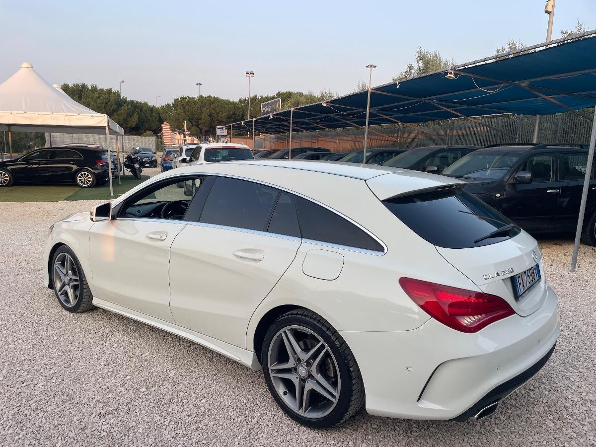 MERCEDES - Classe CLA - CLA 220 d Automatic Premium Dark Night