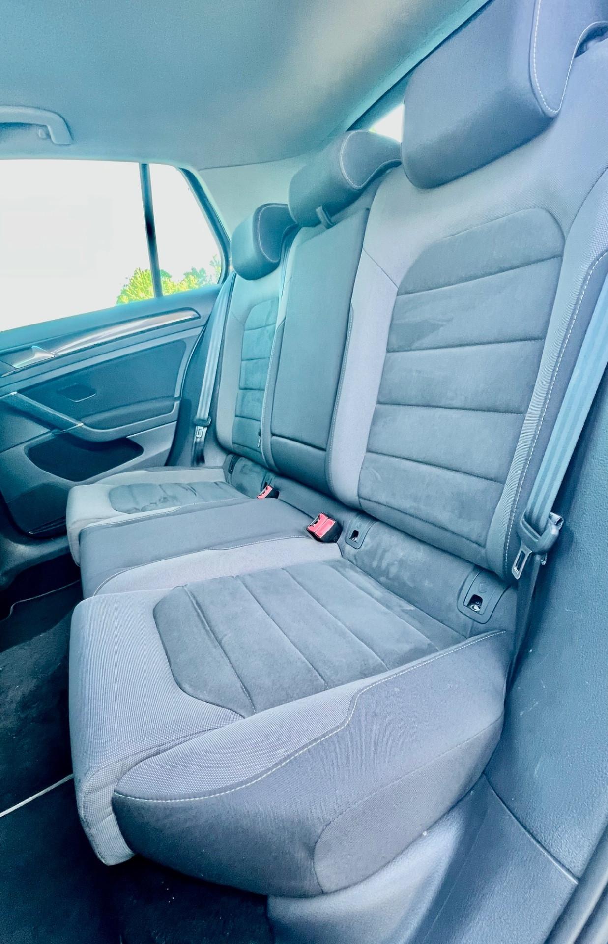 Volkswagen Golf 1.5 TGI 5p. Executive BlueMotion