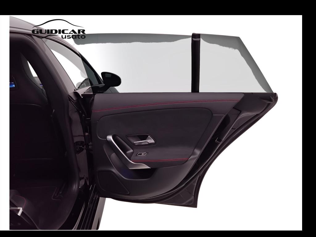 Mercedes-Benz CLA Sh.Brake - X118 - CLA Shooting Brake 200 d Premium auto