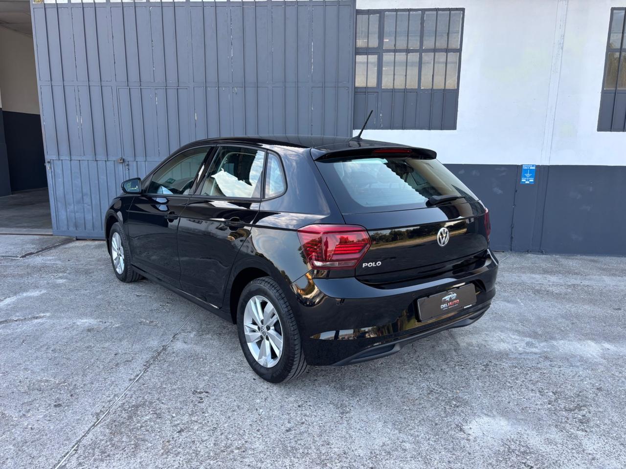 Volkswagen Polo 1.6 TDI. Garanzia. Neopatentati