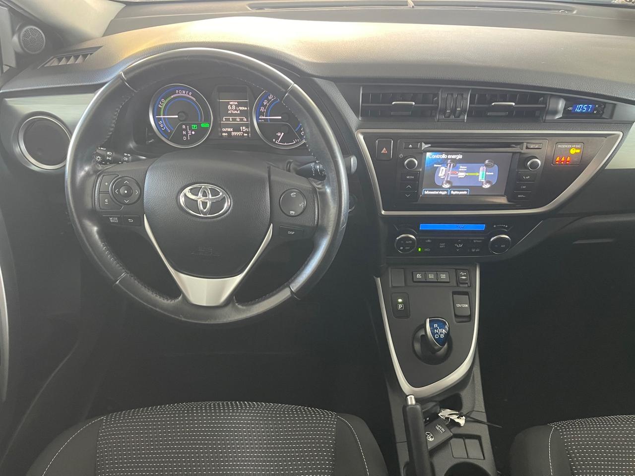 Toyota Auris 1.8 Hybrid Lounge