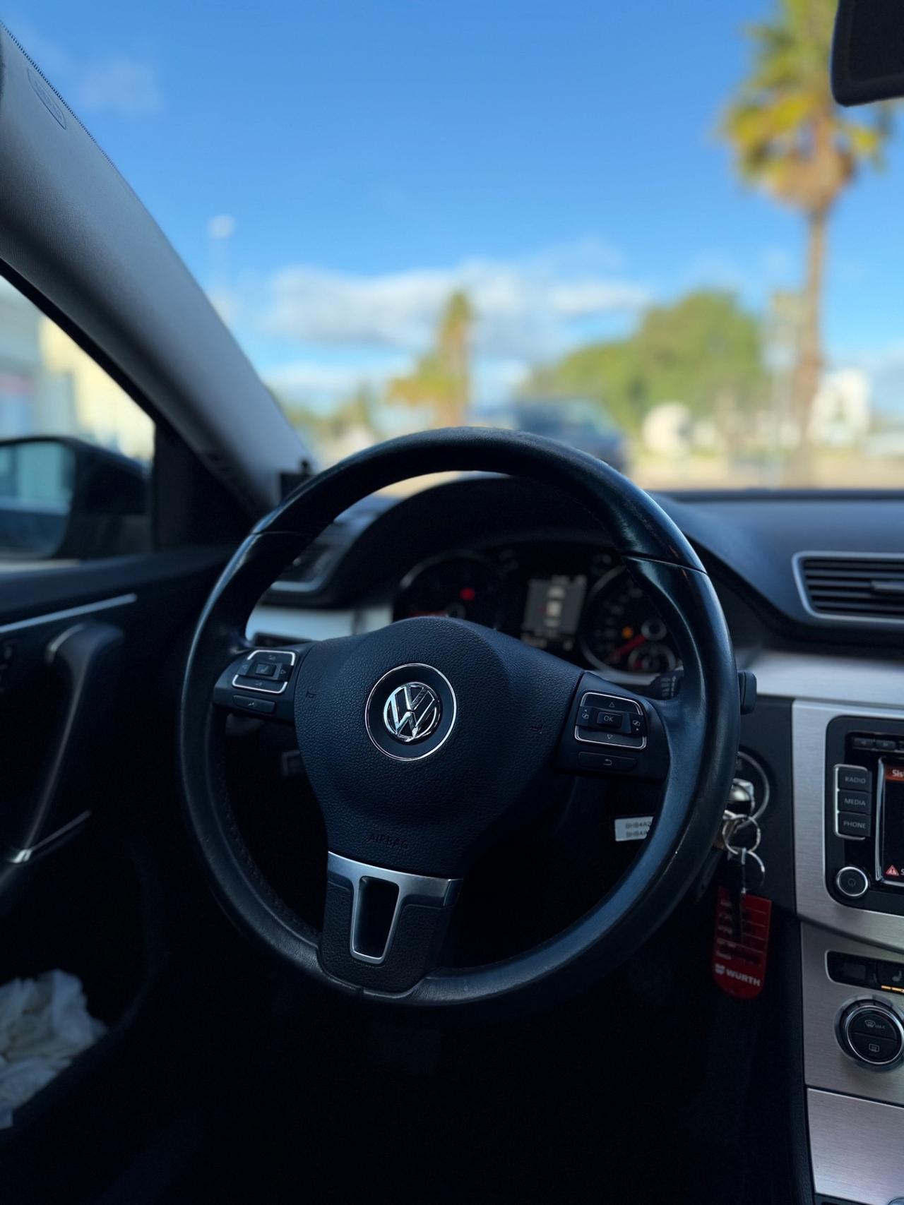 Volkswagen Passat 2.0 TDI Highline BlueM. Tech.