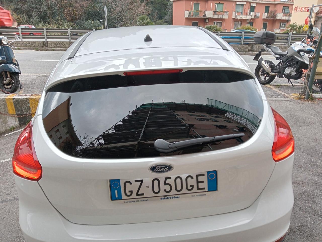 Ford Focus 1.6 120 CV GPL Titanium