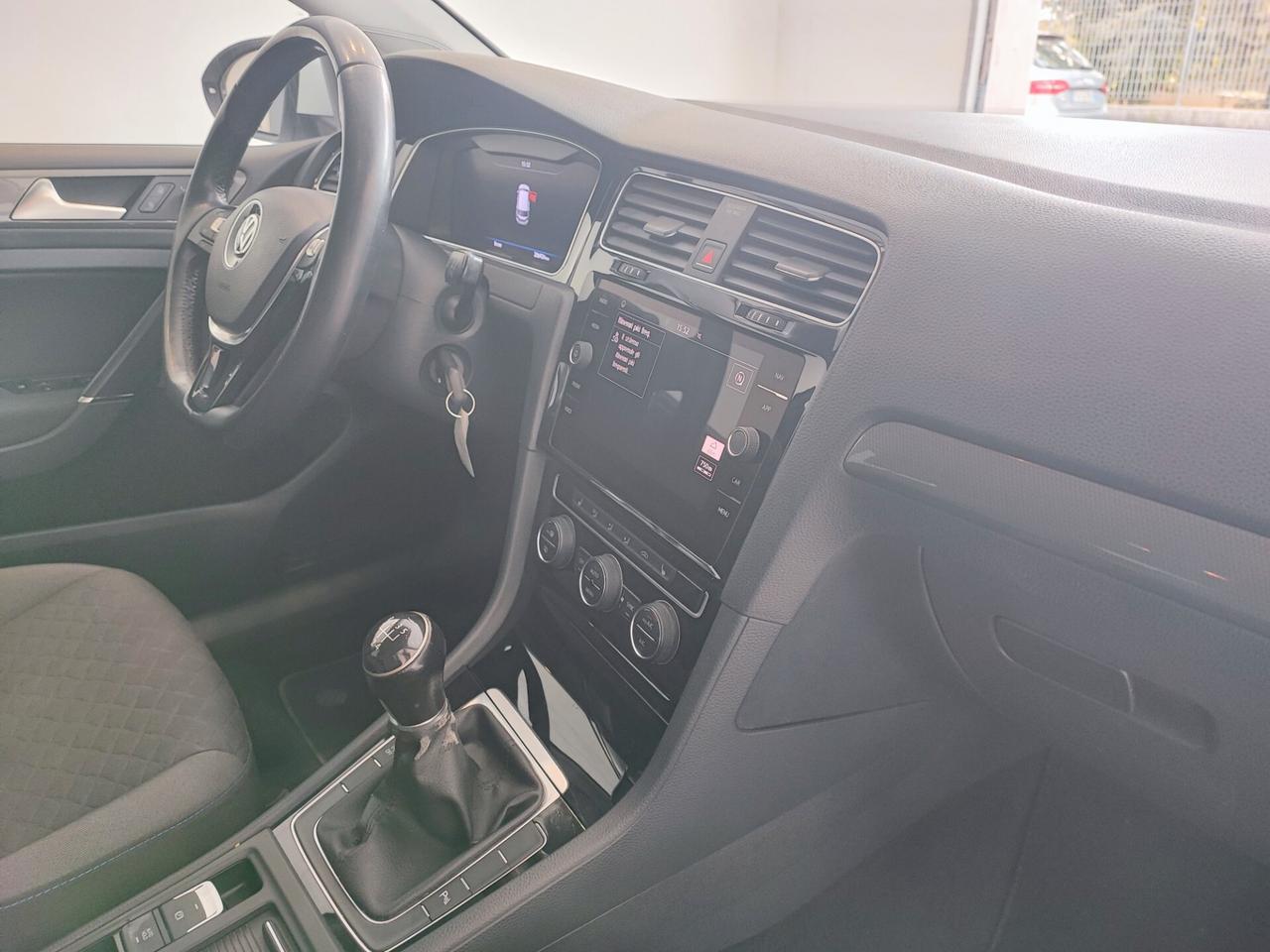 Volkswagen Golf 1.6 TDI 5p. Sport BlueMotion Technology