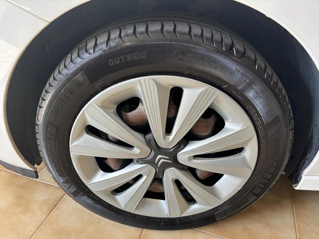 CITROEN C3 ANNO 2015 BZ GPL ADATTA NEOPATENTATI KM 200 MILA