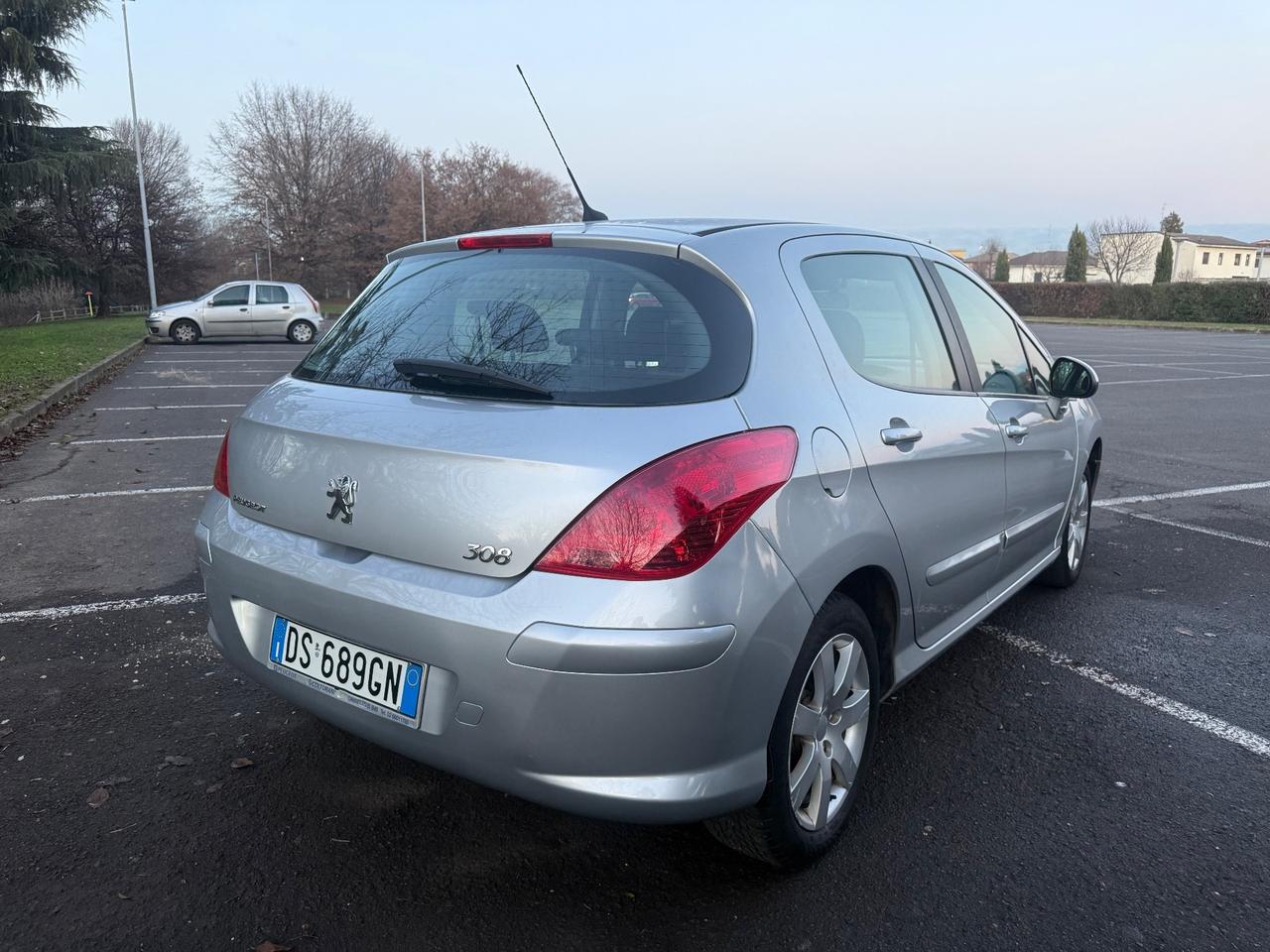 Peugeot 308 1.6 VTi 120CV 5p. Tecno
