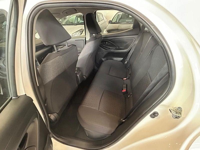 Toyota Yaris Hybrid Active MY22