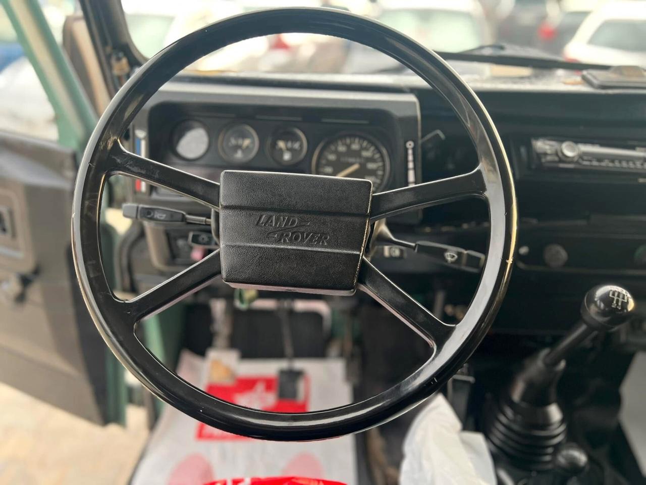 Land Rover Defender 90 diesel Hard-top