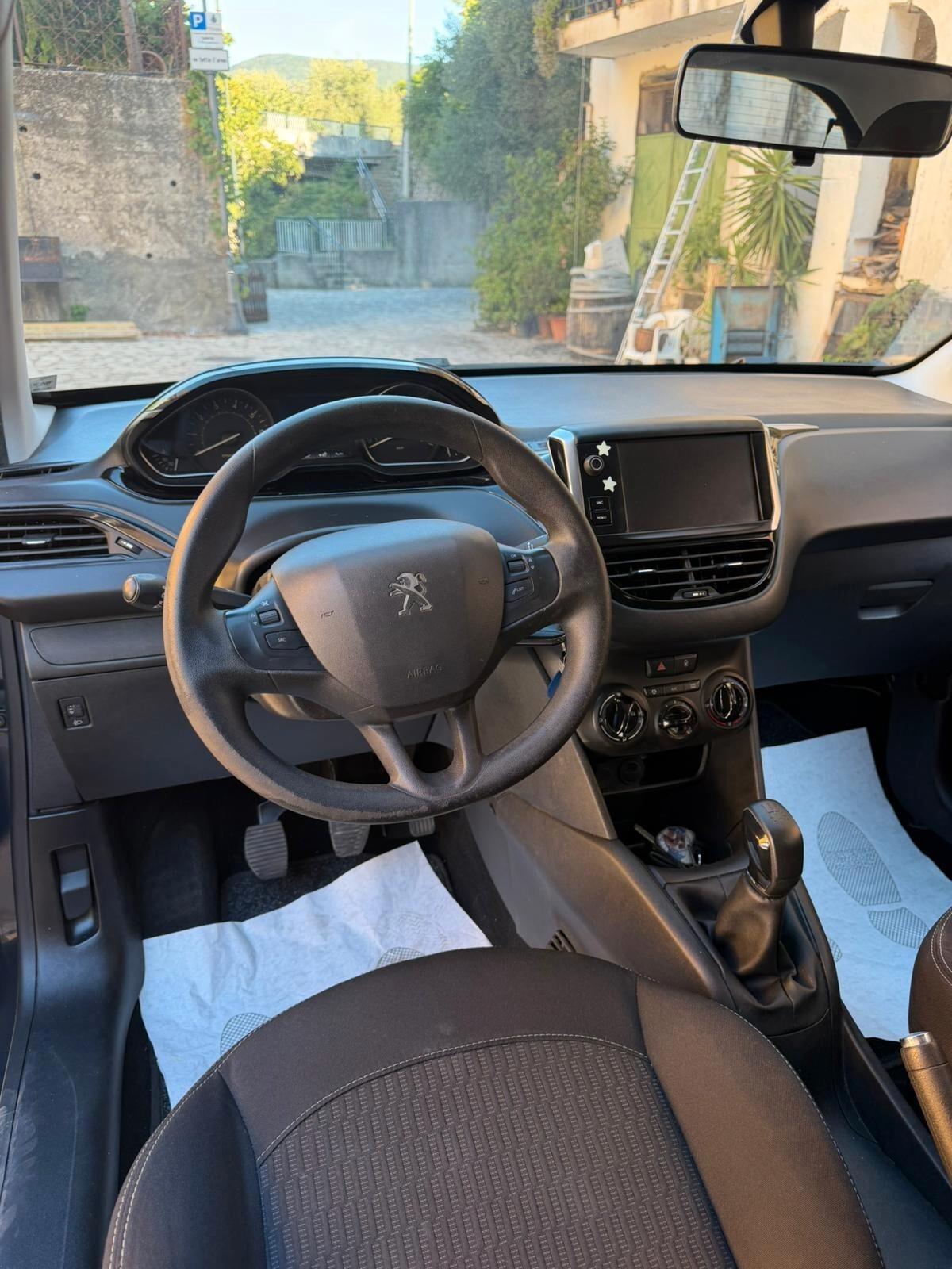 Peugeot 208 5 porte Active solo 50 Mila km