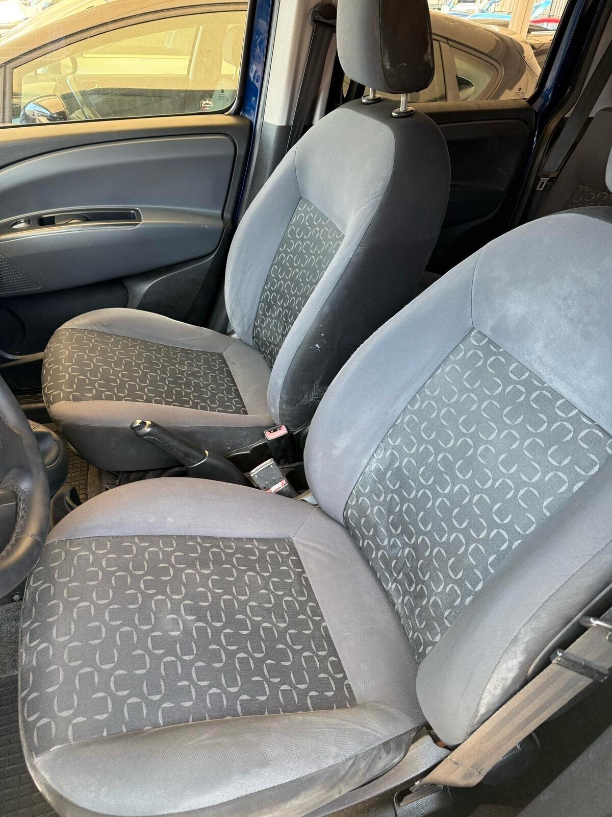 FIAT DOBLO' MAXI 1,6 DIESEL 12/2010