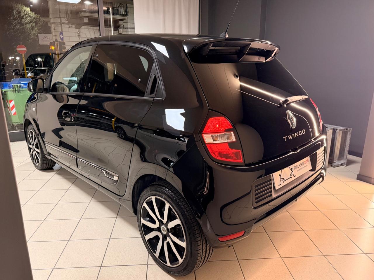 Renault Twingo automatica/pelle/led ed.La Parisienne
