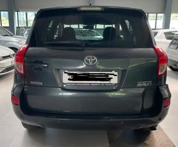 Toyota RAV 4 RAV4 2.2 D-4D 136 CV Sol