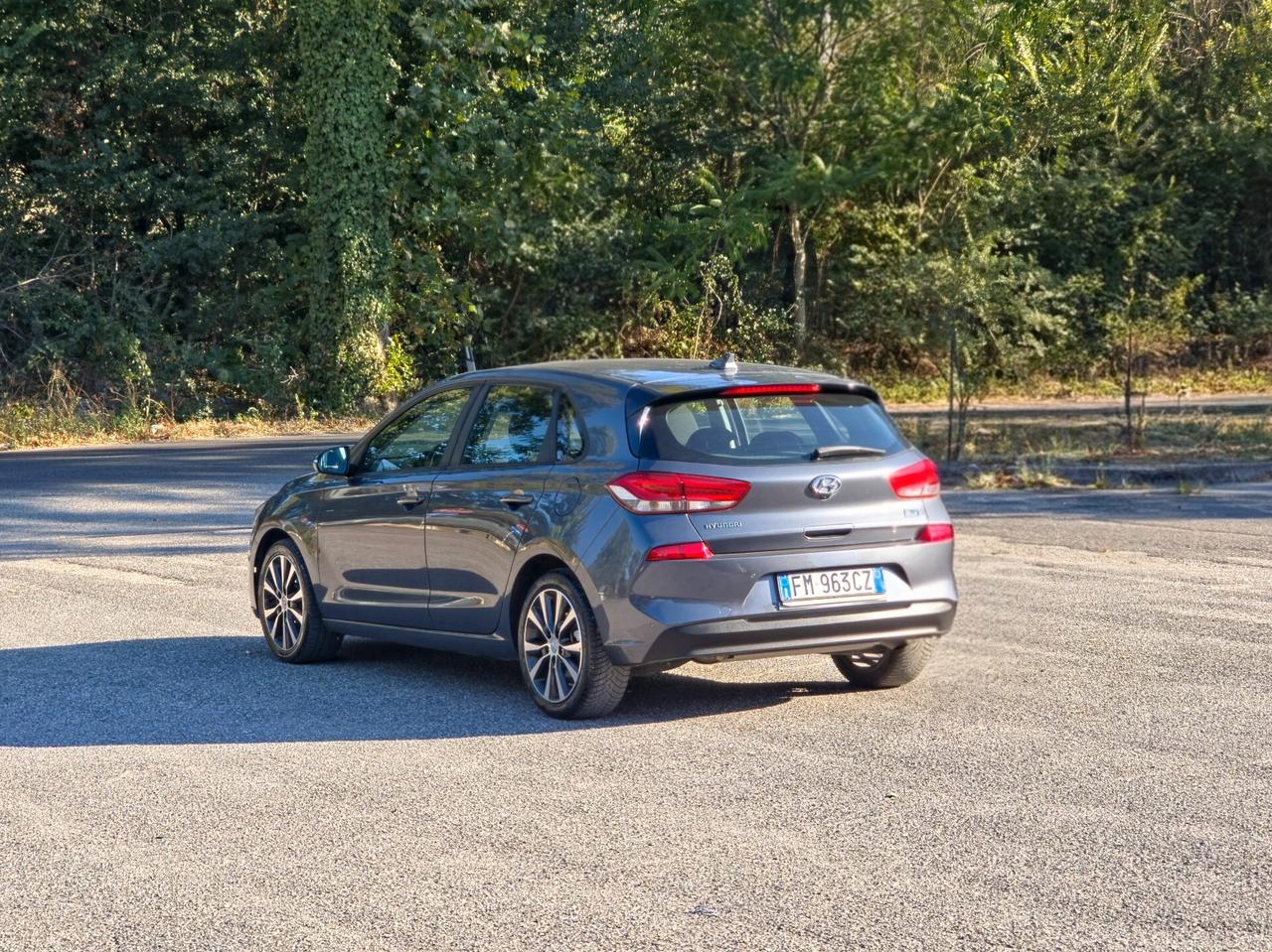 Hyundai i30 1.6 CRDi 110CV 5 porte Style E6B Manuale NEO 2017