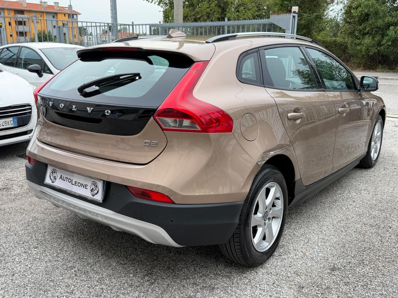 Volvo V40 Cross Country D2 1.6d Momentum