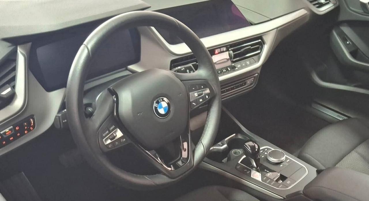 Bmw 116D 5p. Cambio automatico full optional