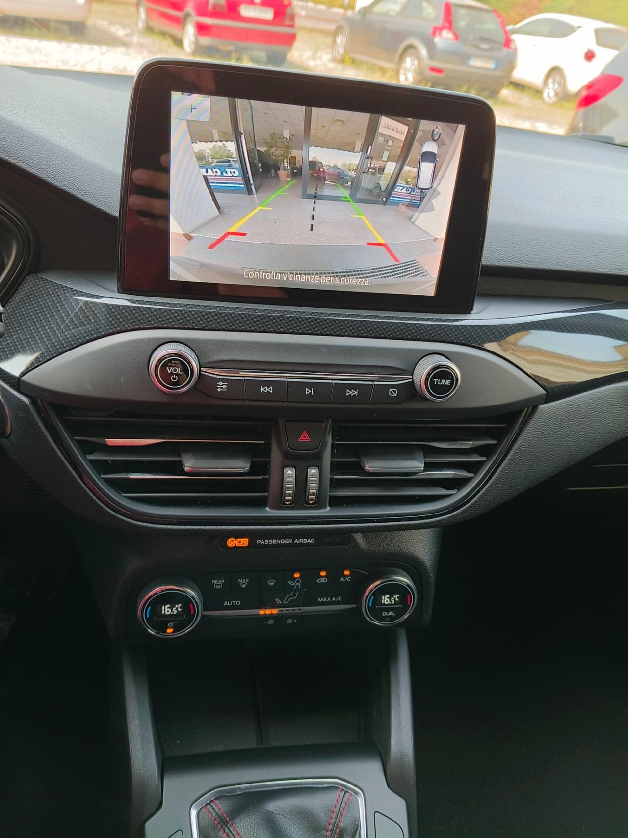 Ford Focus 1.0 EcoBoost Hybrid 125 CV 5p. ST-Line