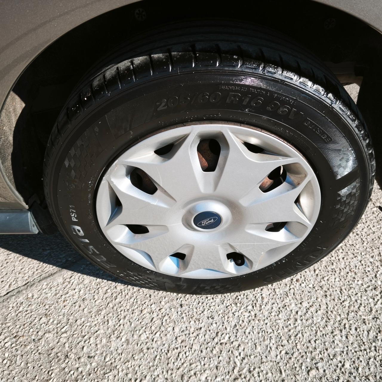 Ford Transit Connect 3 POSTI 1500tdci 120cv