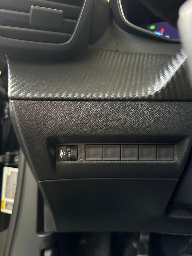 PEUGEOT 2008 PureTech 100 S&S Allure