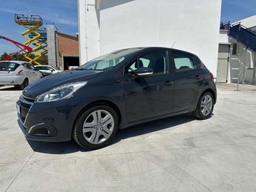 PEUGEOT 208 1° serie PureTech 82 Stop&Start 5 porte Signature