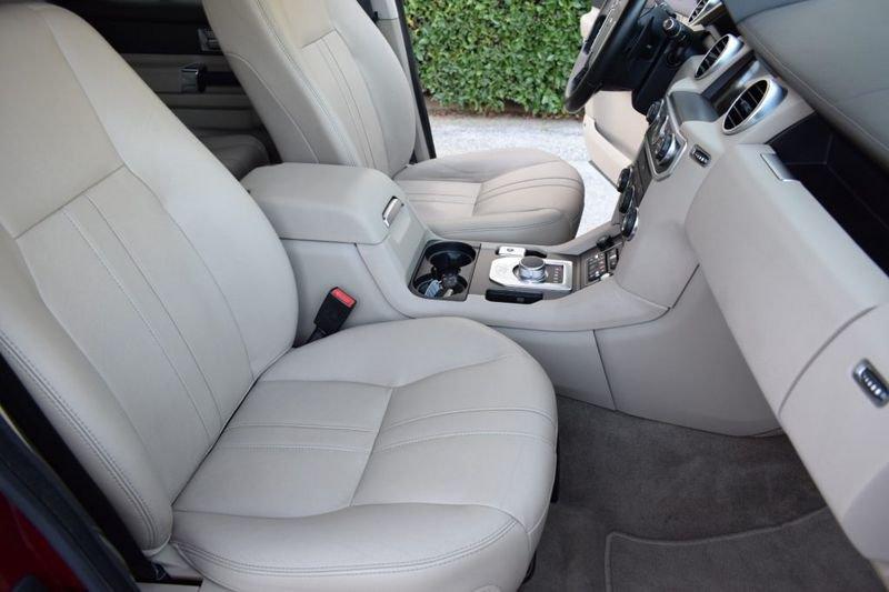 Land Rover Discovery 4 3.0 TDV6 211CV HSE - 7 POSTI