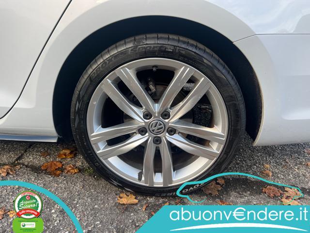 VOLKSWAGEN Golf Variant 1.6 TDI 115 CV DSG R-Line Executive KM CERTIFICATI