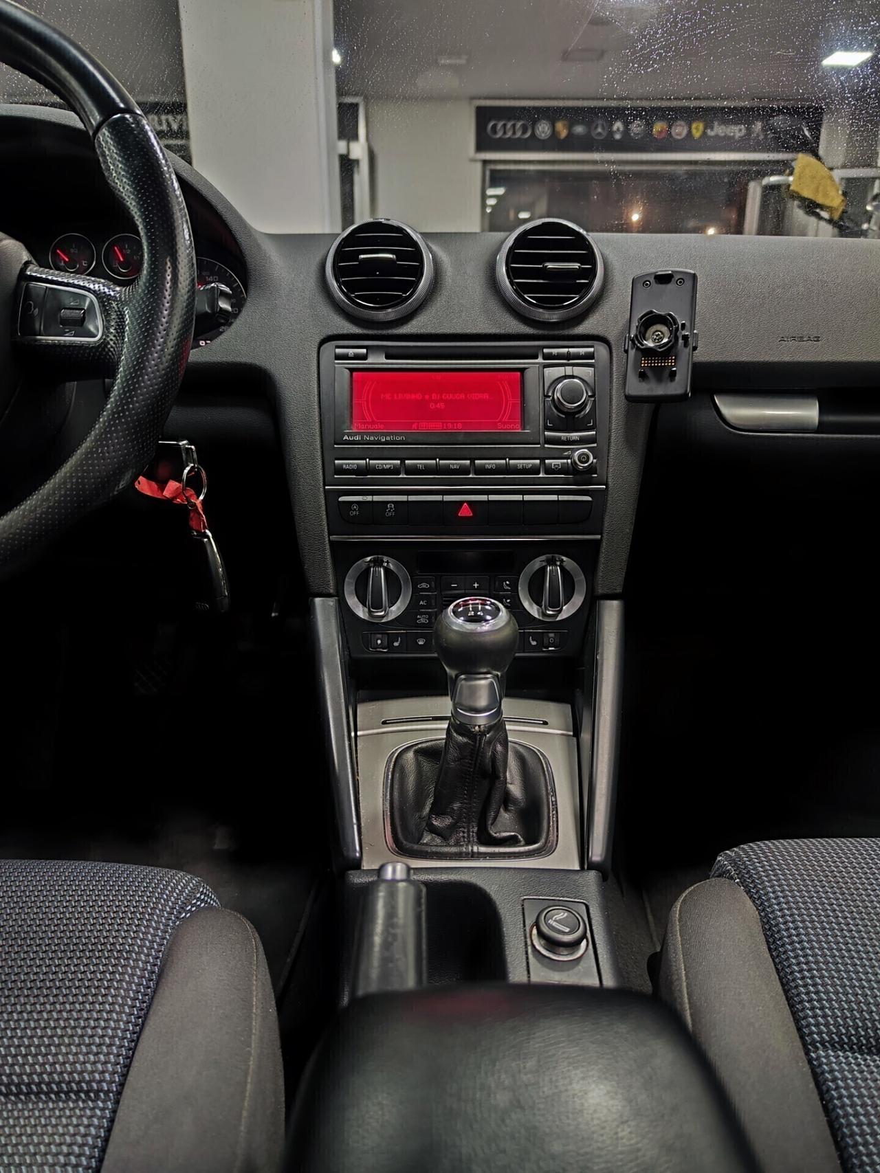 Audi A3 SPB 1.6 TDI 105 CV Ambition UNICO PROPRIETARIO