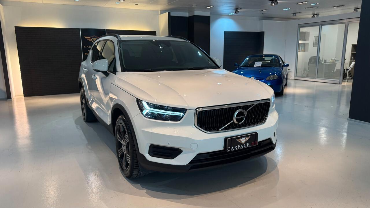 Volvo XC40 T2 1.5 140CV AUTOMATICO - 2021