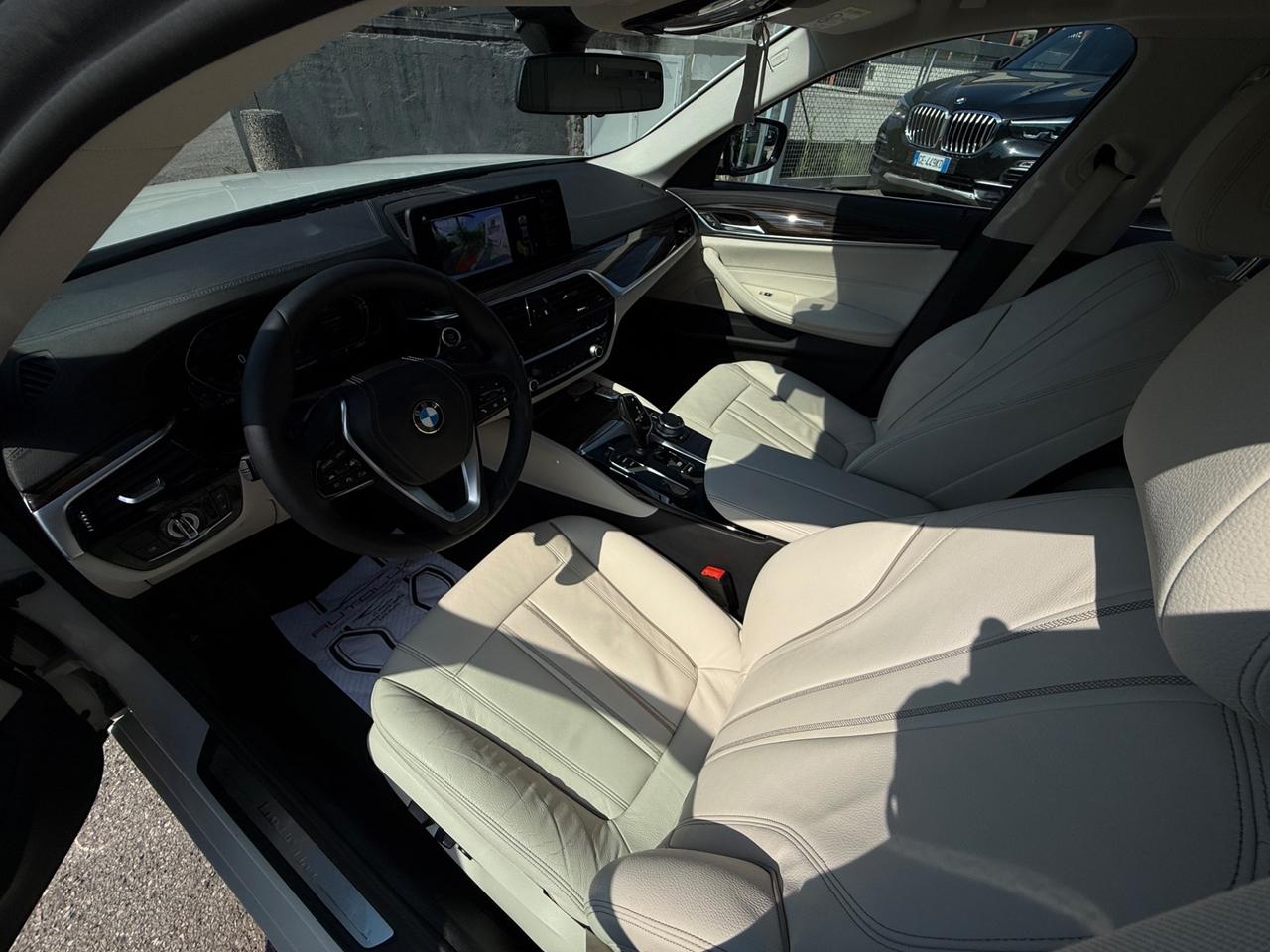 BMW 530d 48V xDrive Luxury 249CV 2021 BERLINA