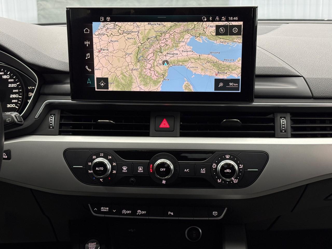 Audi A4 Avant 40 TDI S tronic Business Advanced