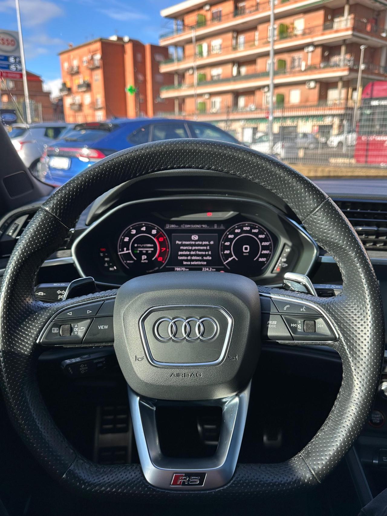 Audi RSQ3 SPB quattro
