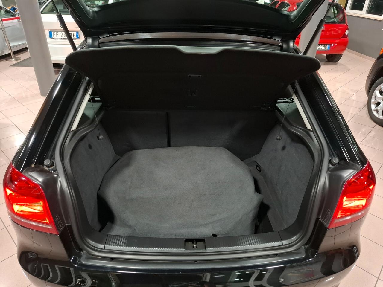Audi A3 1.6 GPL Neopatentato 3 porte