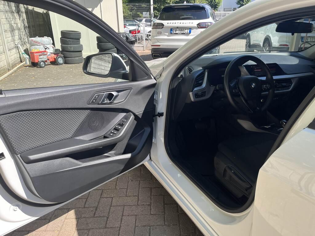 BMW Serie 1 5 Porte 116 d SCR DCT