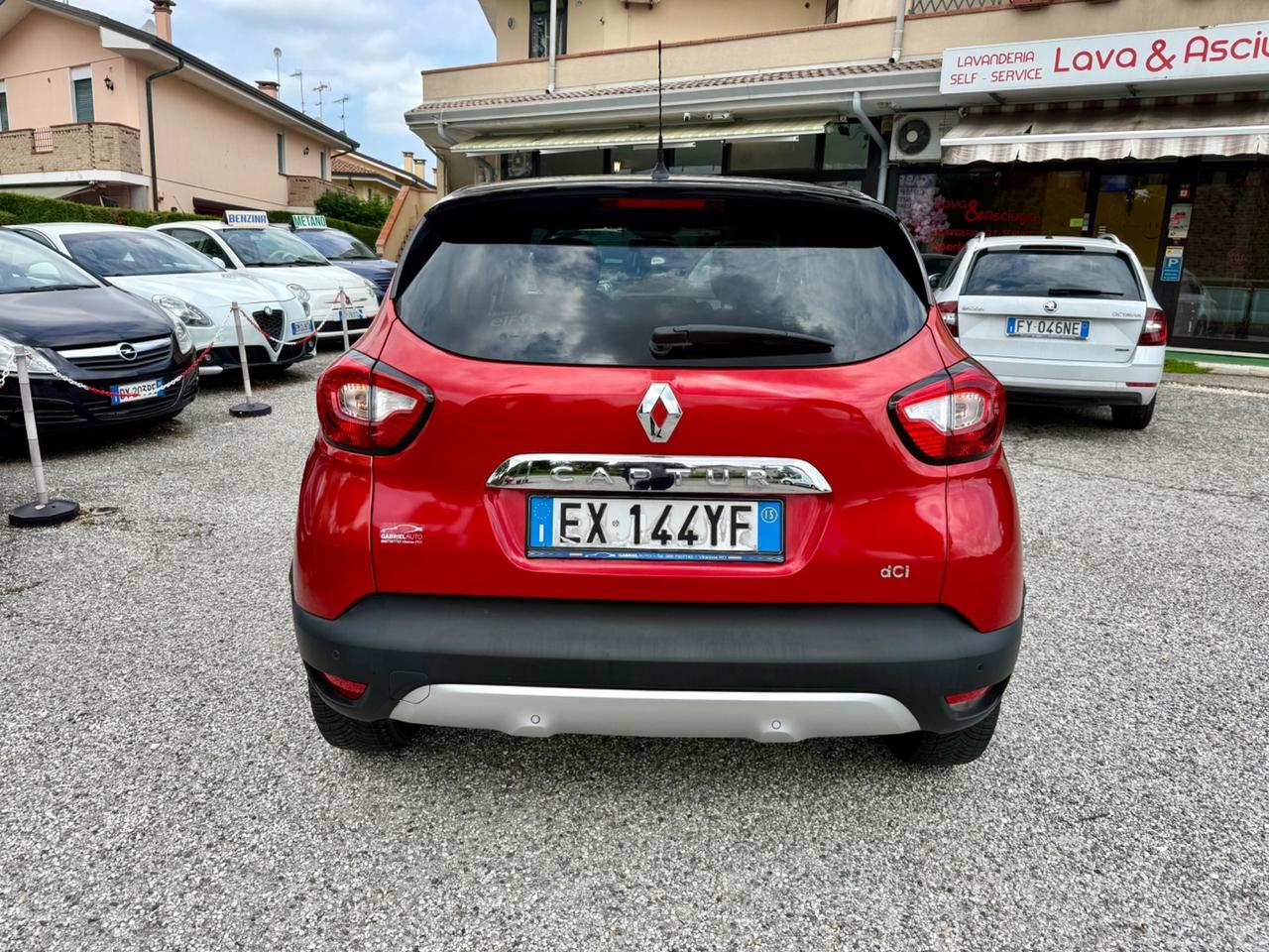 Renault Captur 1.5 dCi EDC Project Runway Ok NEOPATENTATI