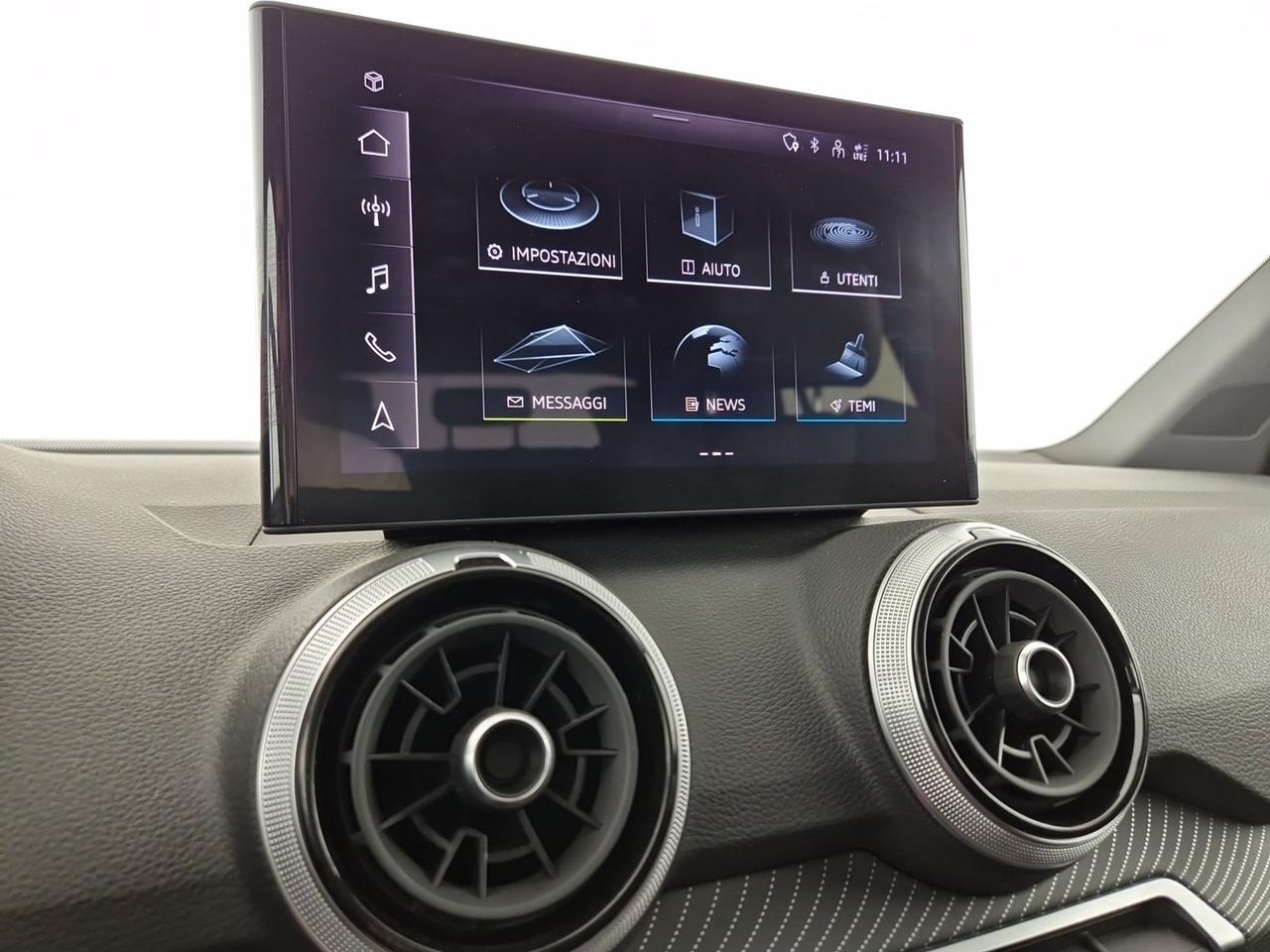 Audi Q2 35 1.5 tfsi identity black s-tronic