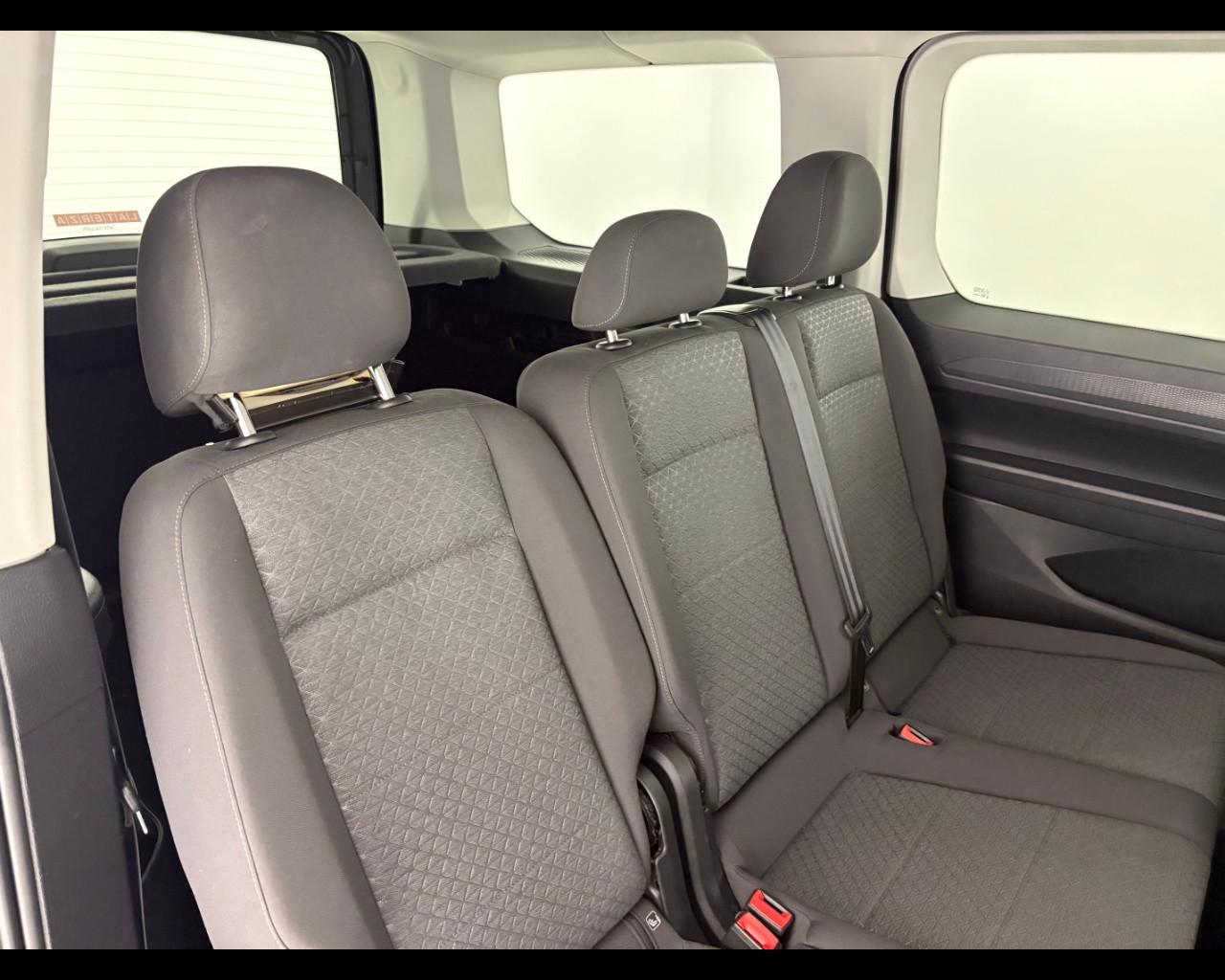 FORD Gran Tourneo Connect V761 2.0 ecoblue 122cv Titanium