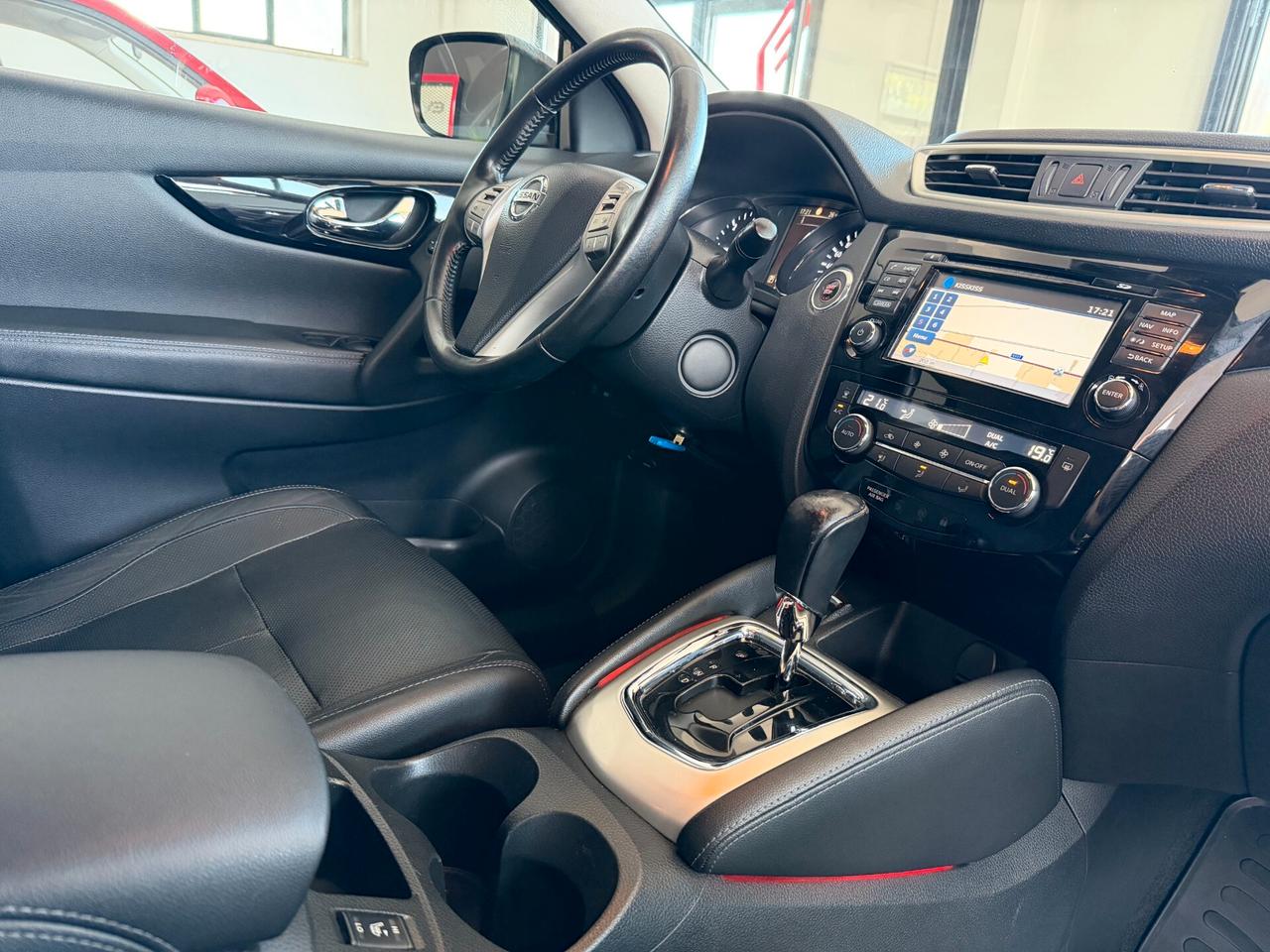 Nissan Qashqai 1.6 dCi 2WD Tekna - 2017