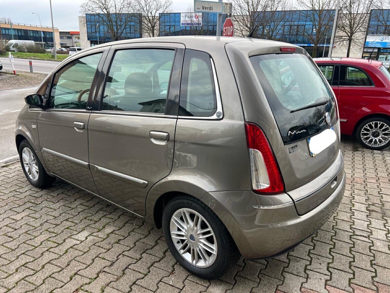 Lancia MUSA 1.4 16V Oro Plus