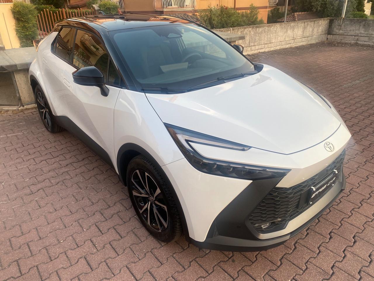 Toyota C-HR 1.8 hv Trend fwd E-CVT KM 0 PRONTA CONSEGNA