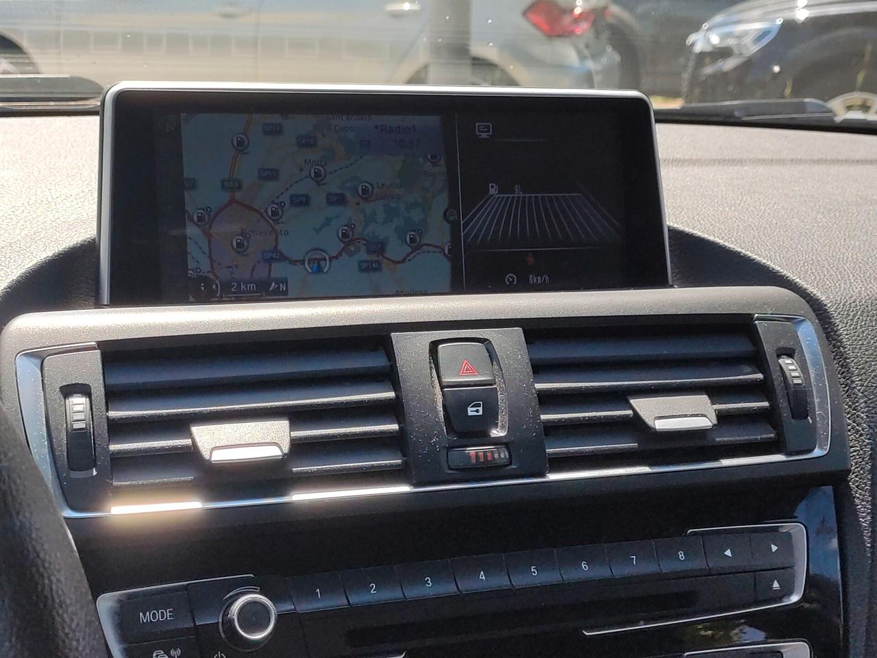 Bmw 118 116d 5p. Urban