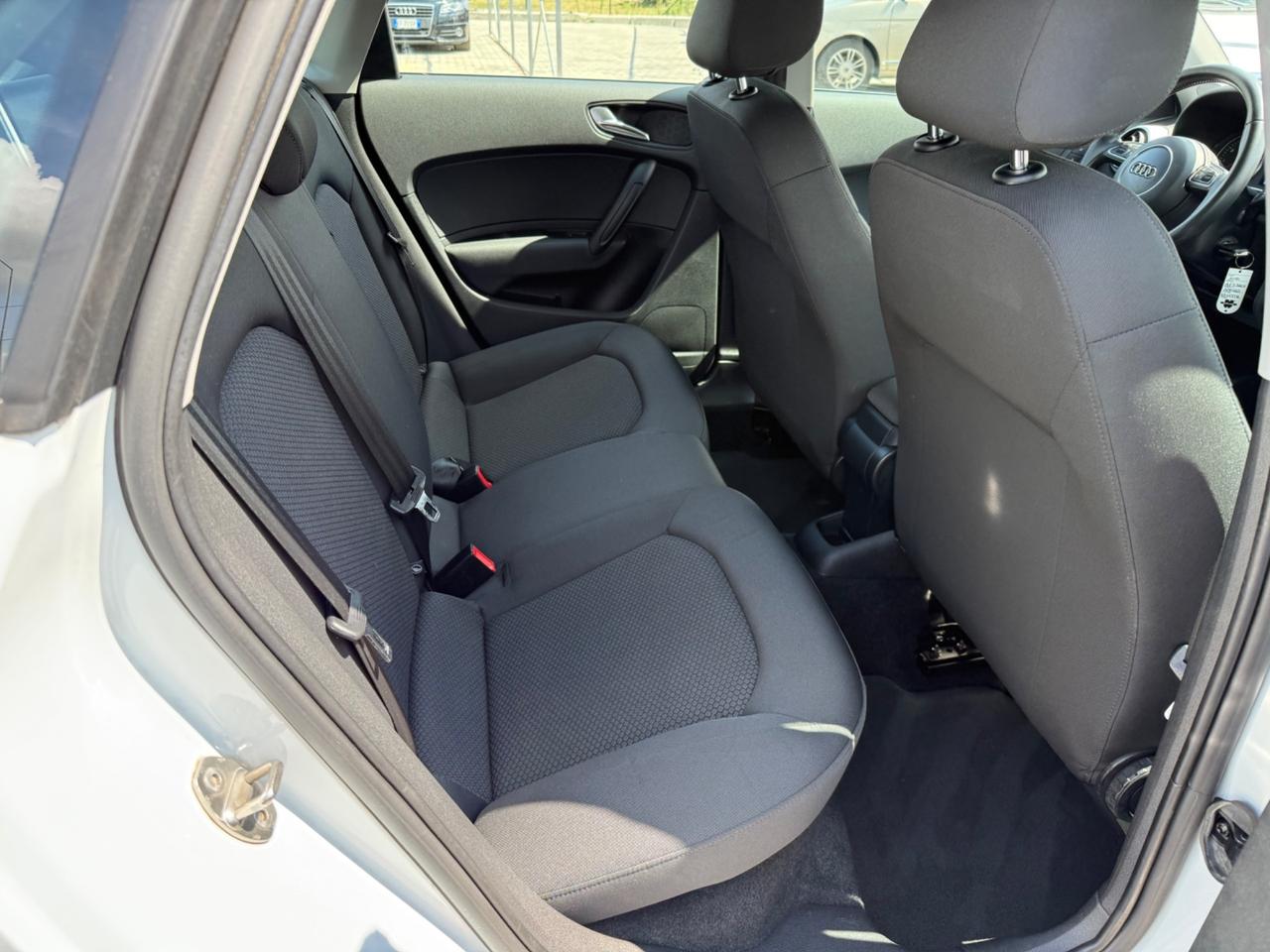 Audi A1 1.2 TFSI S line 5 PORTE -NEOPATENTATI