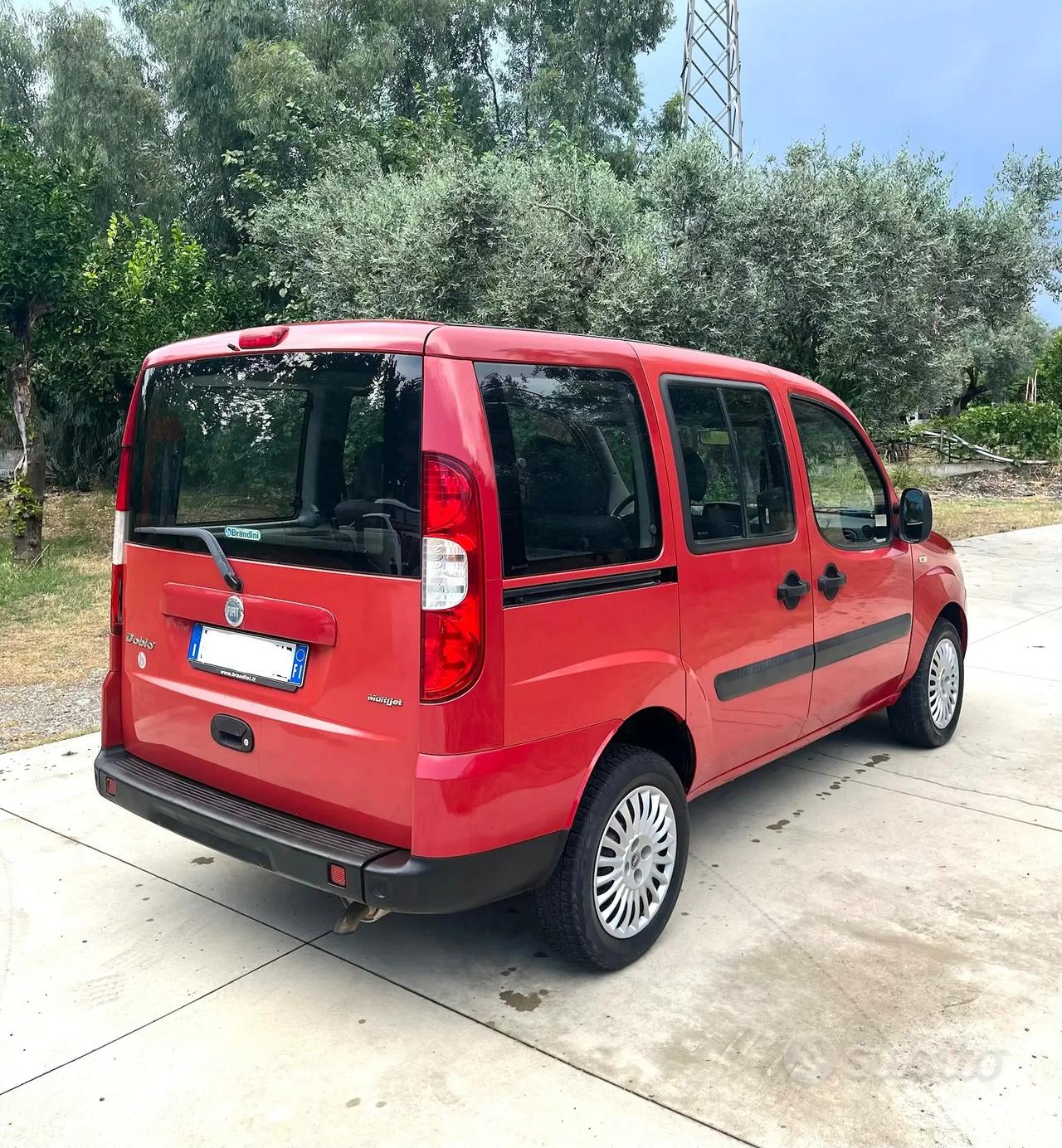 Fiat Doblo 1.3 MTJ 85CV EURO4 POCHI KM 1PROPR NUOV