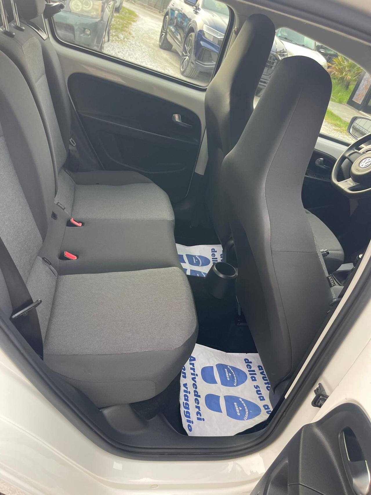 VOLKSWAGEN UP - SOLO 55 000 KM - UNICO PROPRIETARIO