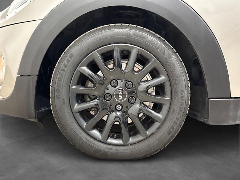 Mini Cooper D 1.5 D Cooper D Boost Auto