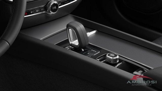 VOLVO V60 B4 Mild hybrid Benzina Core