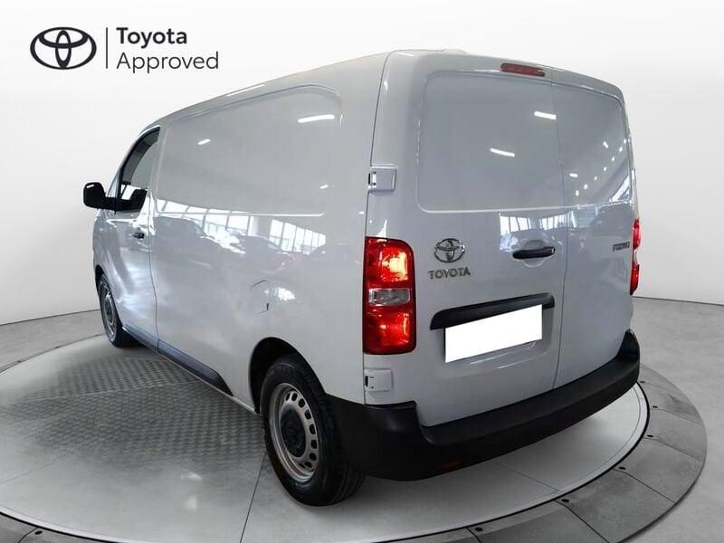 Toyota Proace 1.5d 120 CV S&S 10q 4p Medium Comfort