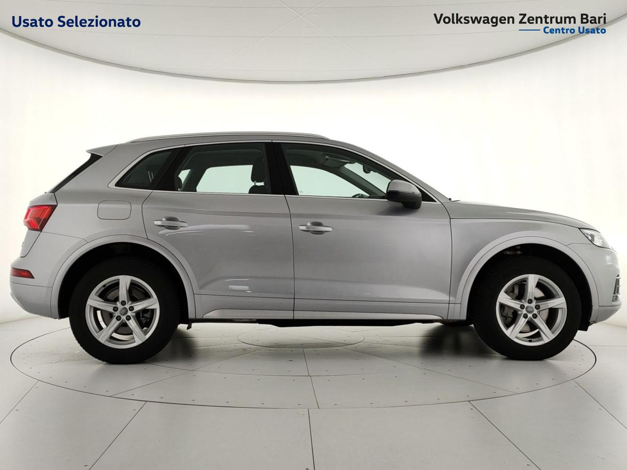 Audi Q5 40 2.0 tdi business sport quattro 190cv s-tronic